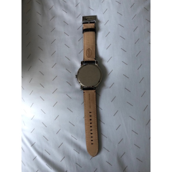 Fossil Watch - Picture 2 of 2